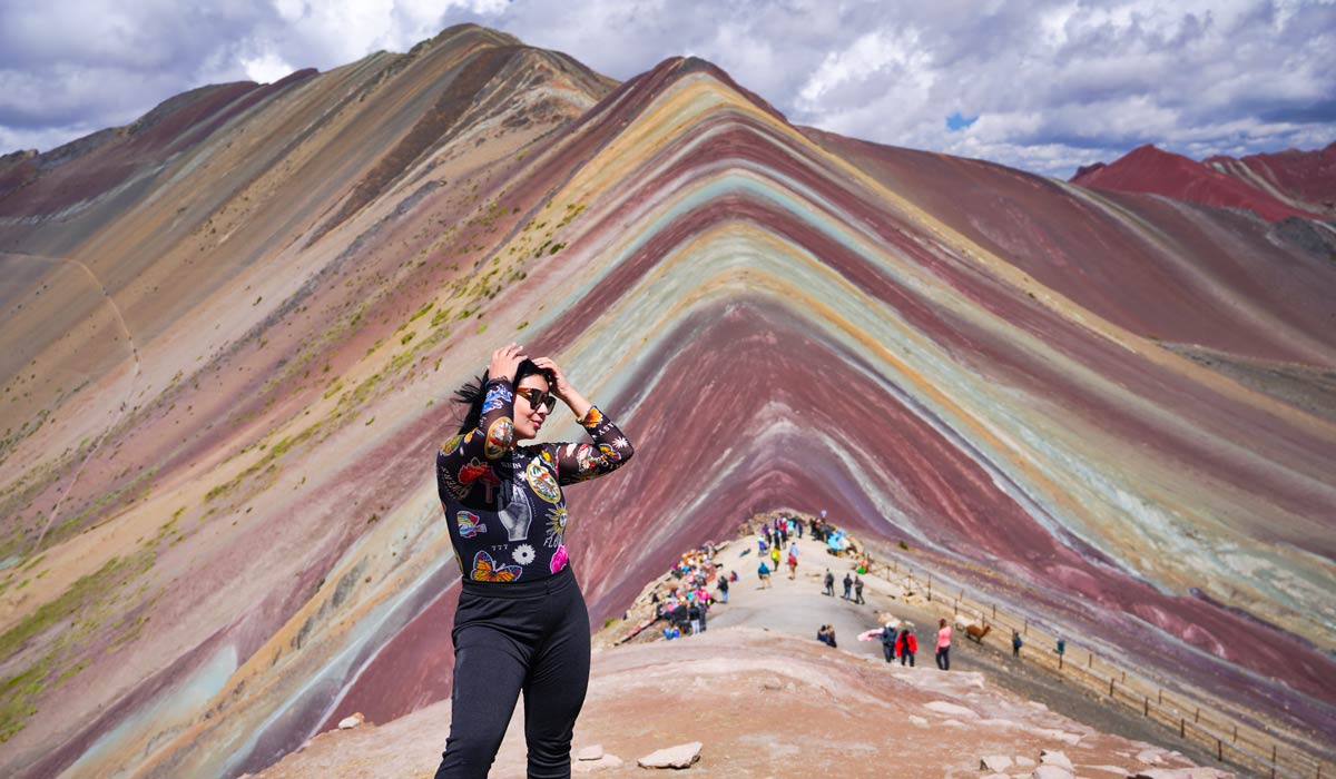 How is the tour to the 7 Colors Mountain?
